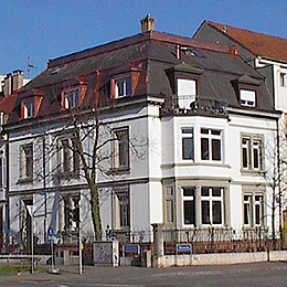 Fedele Treuhand, Fassade Leimenstrasse 79, Basel